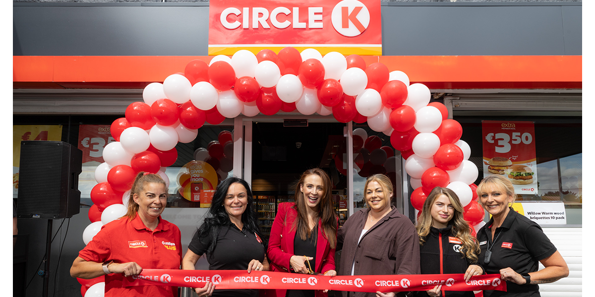 Circle K staff in front of Glasnevin newly store